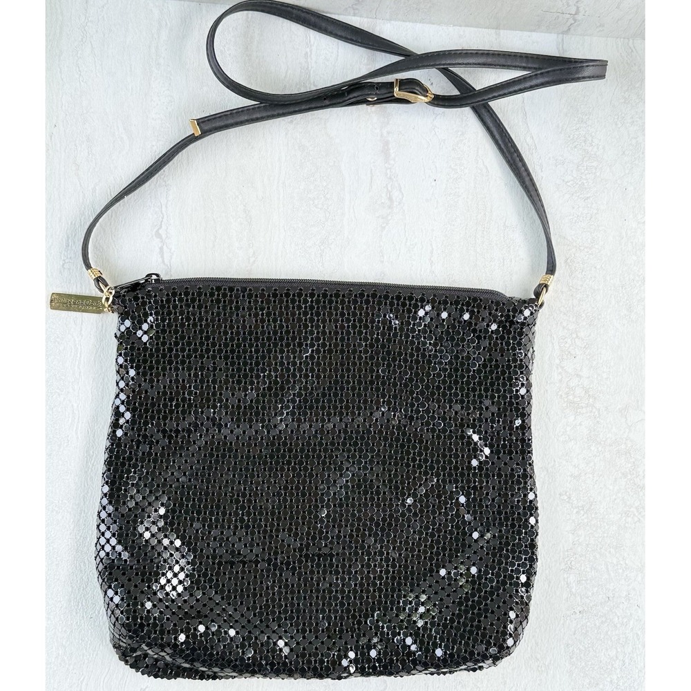 VTG Whiting & Davis International Black Metal Mesh Zip Purse Shoulder Bag‎  #668